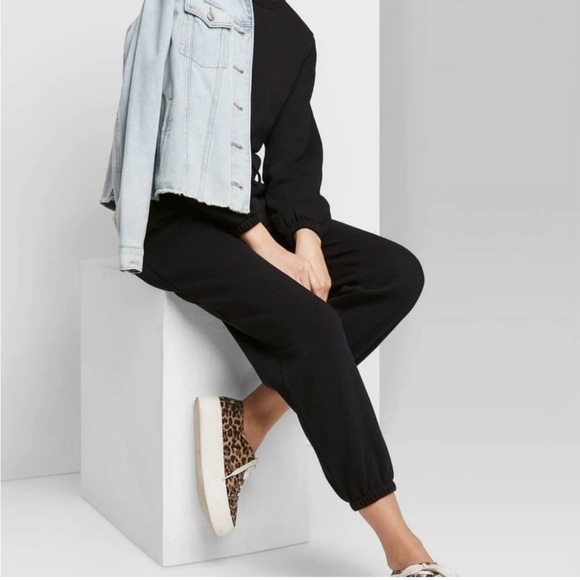 wild fable Pants - Wild Fable Womens Long Sleeved One Piece Jumpsuit. Size XL.